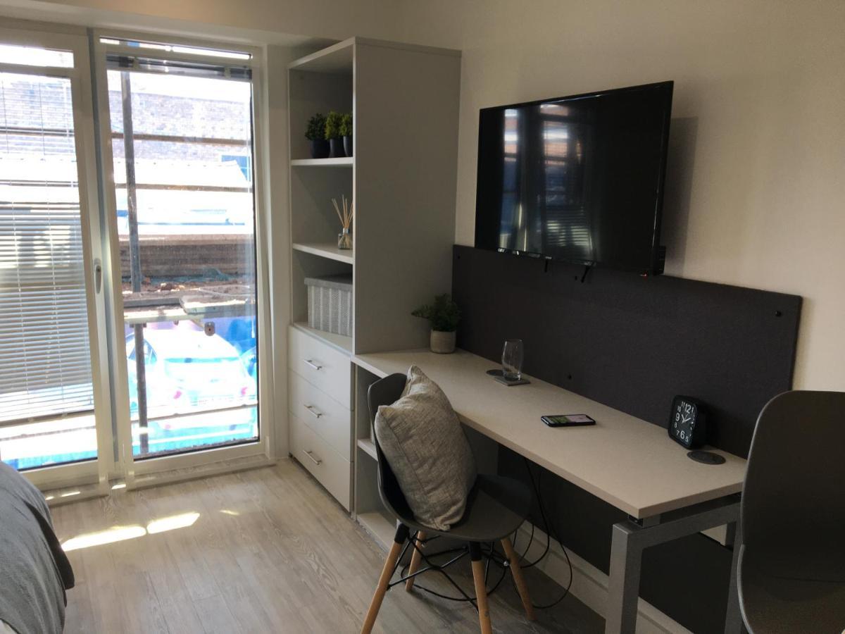 Modern Studios, Newcastle Under Lyme - Sk מראה חיצוני תמונה