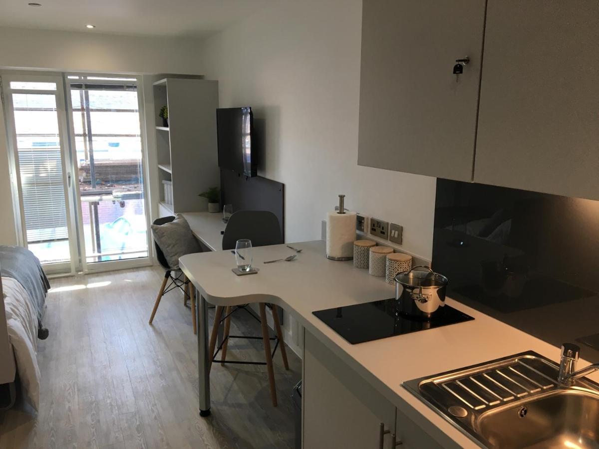 Modern Studios, Newcastle Under Lyme - Sk מראה חיצוני תמונה